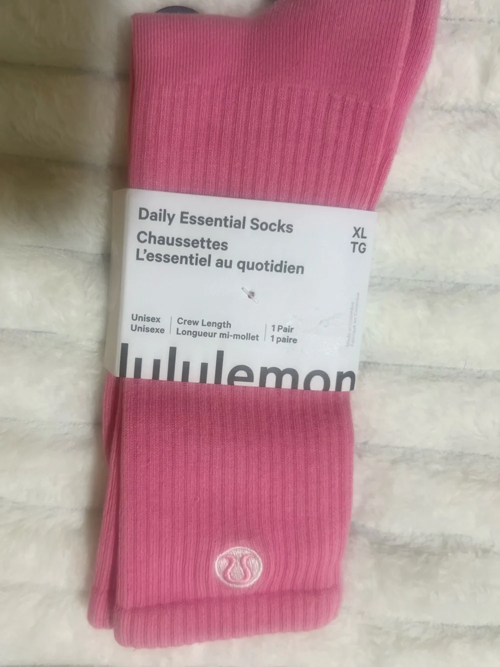 🩷 Lululemon Daily Essential Crew Socks – NWT
